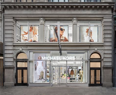 michael kors napoli via dei mille|Store Directory 1 Michael Kors Stores in Naples, Napoli.